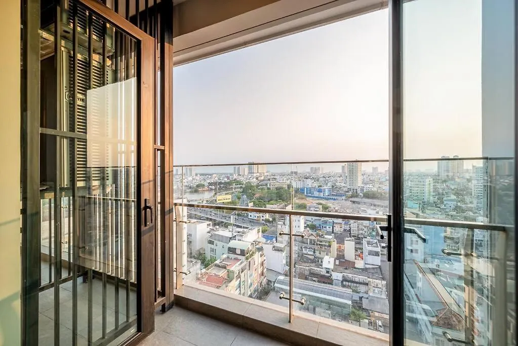Modern 3Br Panoramic City Views Ho Chi Minh City Apartment